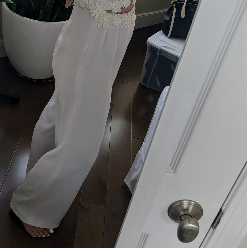 Vintage White Jumpsuit Flower details - Picture 8 of 8